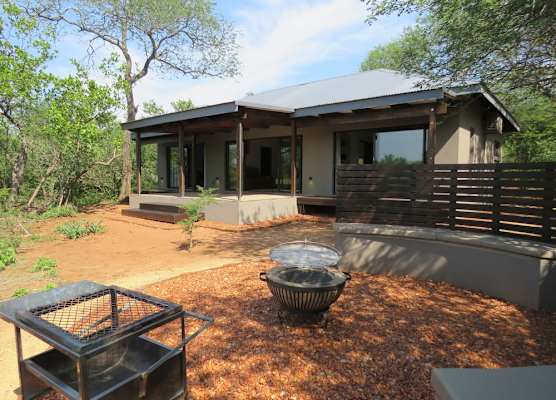 Wild Dog Guest Lodge 1