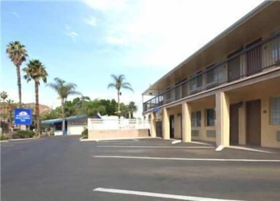 Raincross Hotel Riverside 1