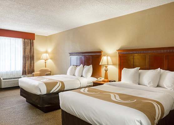 Quality Inn Hurricane Mills I-40 1