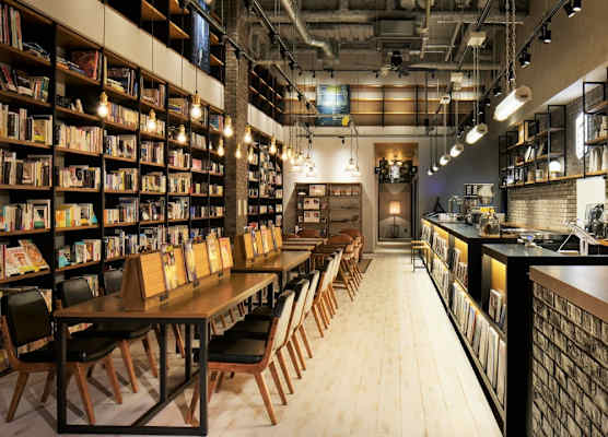 LAMP LIGHT BOOKS HOTEL fukuoka 1