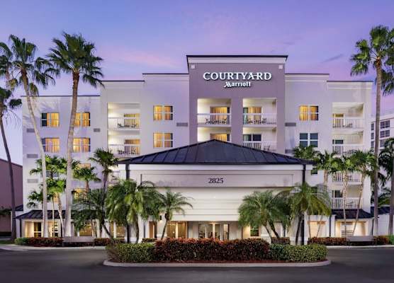 Courtyard by Marriott Miami Aventura Mall 1
