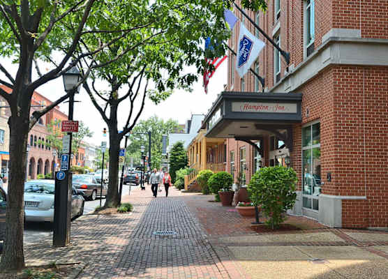 Hampton Inn Alexandria-Old Town/King St. Metro 1
