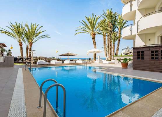 Ramada Resort by Wyndham Puerto de Mazarron 1