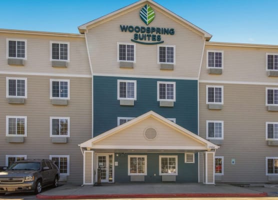 WoodSpring Suites Houston La Porte 1