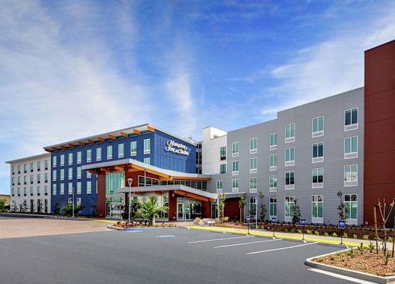Hampton Inn & Suites San Diego Airport Liberty Station 1