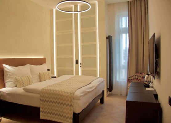 Chevron Hotel 1