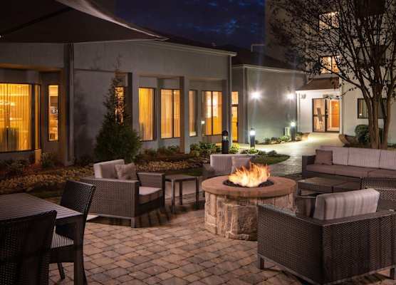 Courtyard by Marriott Nashville Airport 1