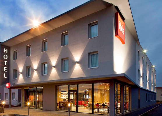 ibis Clermont Ferrand Nord Riom 1