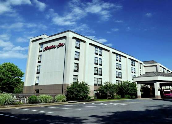 Hampton Inn Albany-Wolf Road 1
