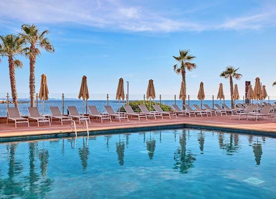 Universal Hotel Romantica 1