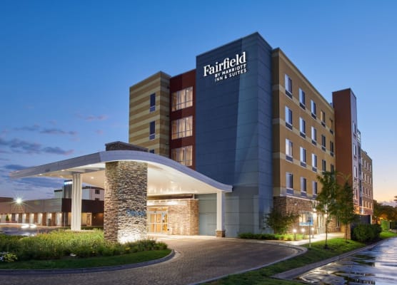 Fairfield Inn & Suites by Marriott Chicago O'Hare 1