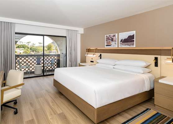 Hilton Phoenix Resort at the Peak 1