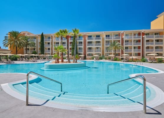 Protur Badí­a Park Aparthotel 1