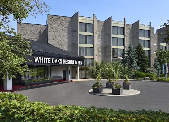 White Oaks Conference & Resort Spa 1