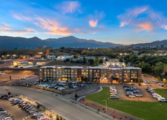 Best Western Plus Fillmore Inn & Suites 1