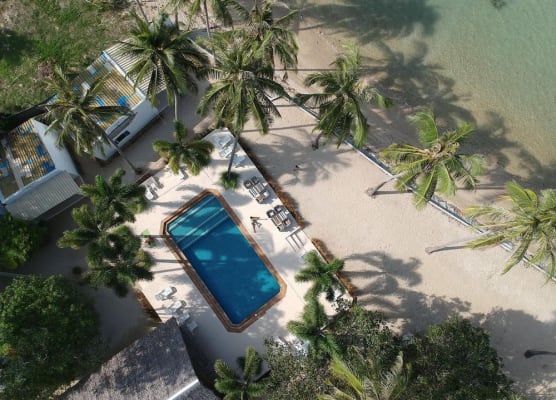 Lime N Soda Beachfront Resort 1