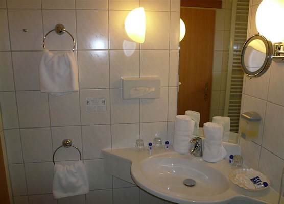 R&R Strandhotel Baabe 1