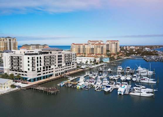 Courtyard by Marriott Clearwater Beach 1