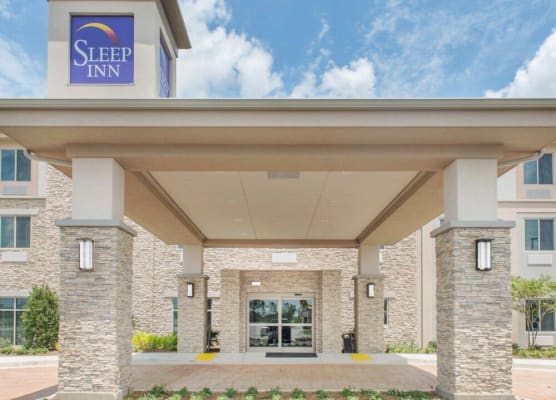 Sleep Inn & Suites Defuniak Springs - Crestview 1