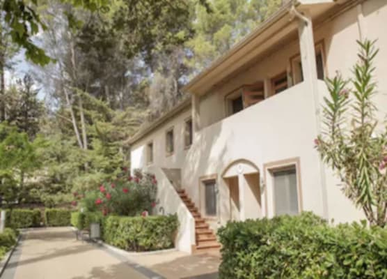 Confluent Health Resort 1