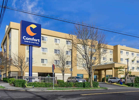 Comfort Inn & Suites Seattle North 1