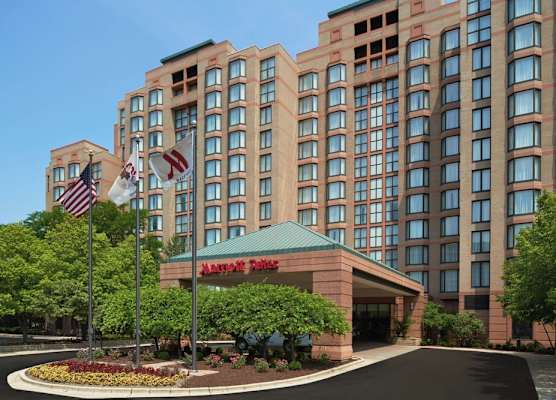 Chicago Marriott Suites O'Hare 1