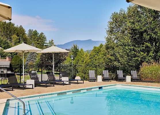 Bluebird Cady Hill Lodge 1