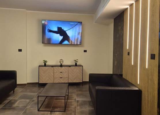 Hotel V7 1