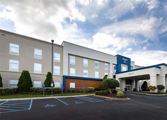 Hampton Inn Easley 1