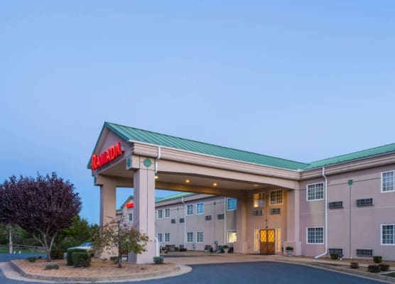 Ramada by Wyndham Strasburg - Shenandoah Valley 1