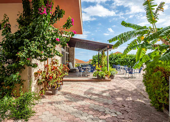 Skentos Hotel 1