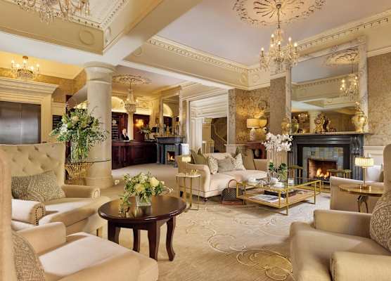 Buswells Hotel 1