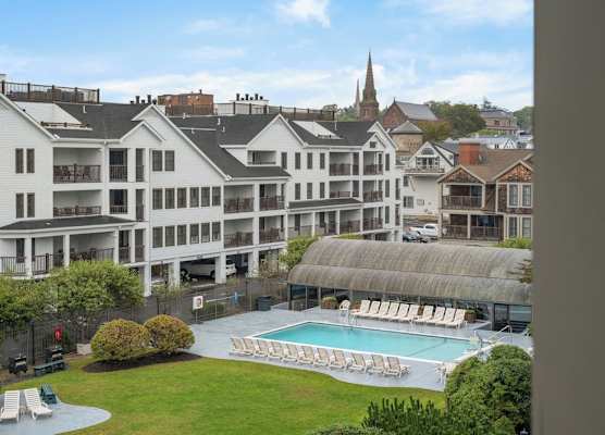 Club Wyndham Newport Onshore 1