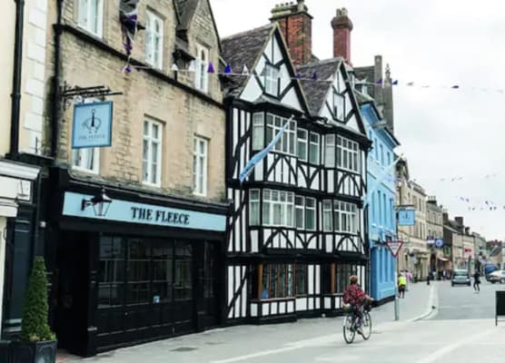 The Fleece at Cirencester 1