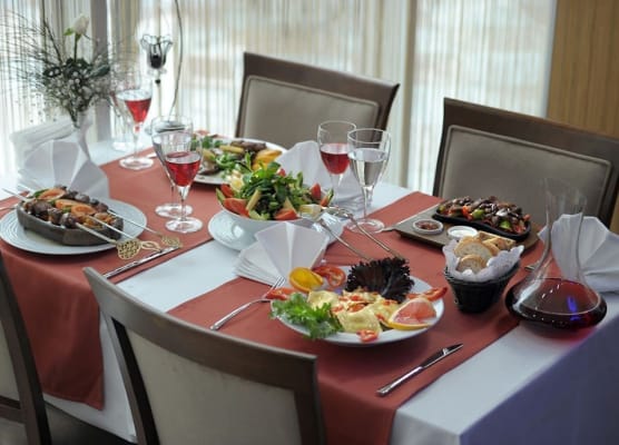 Rhiss Hotel Bostanci 1