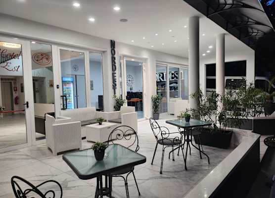 Hotel Nord Est 1