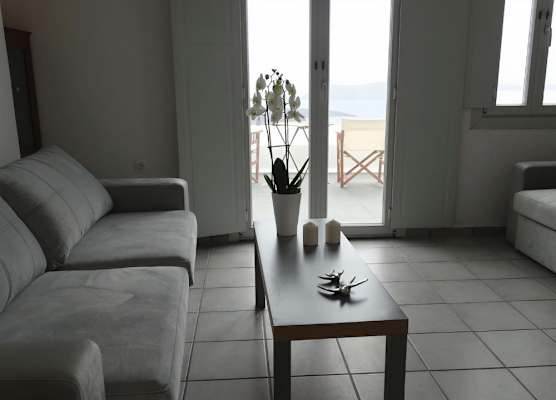 Santoriviera House 1
