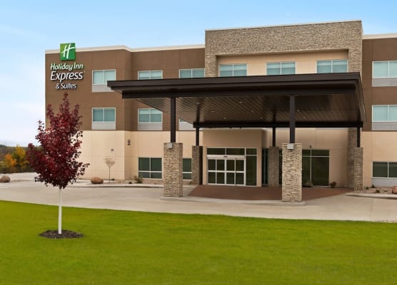 Holiday Inn Express & Suites BEAVER DAM by IHG 1