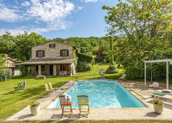 Marche Villa Close Culture 1