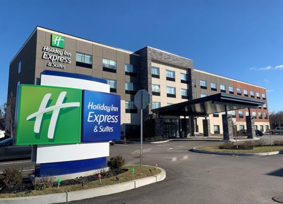 Holiday Inn Express & Suites BOSTON SOUTH - RANDOLPH by IHG 1