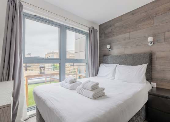 Bright 2 Bedroom Flat in Lambeth With Balcony 1