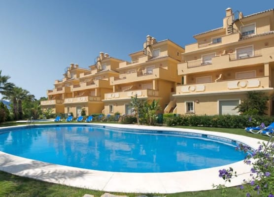 Apartamentos Vista Real 1