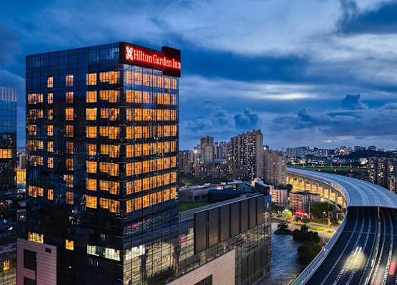 Hilton Garden Inn Zhongshan South 1