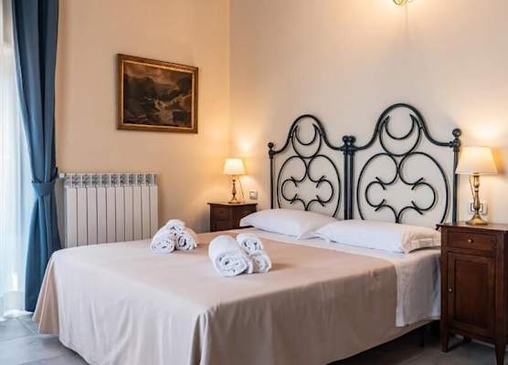 Palazzo dei Pavoni, Relais di Charme 1