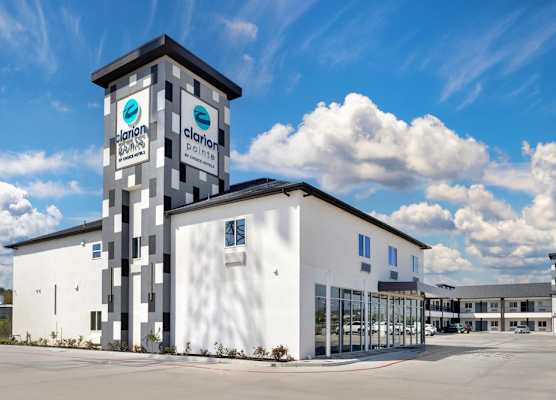 Clarion Pointe Spring - Houston North 1