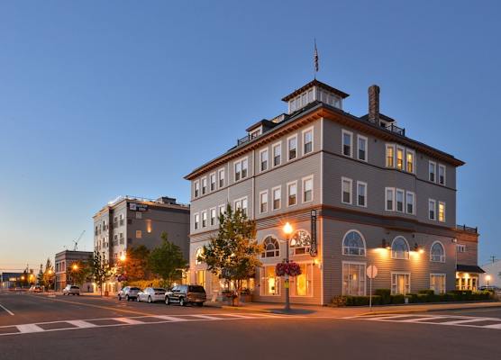 Majestic Inn and Spa 1