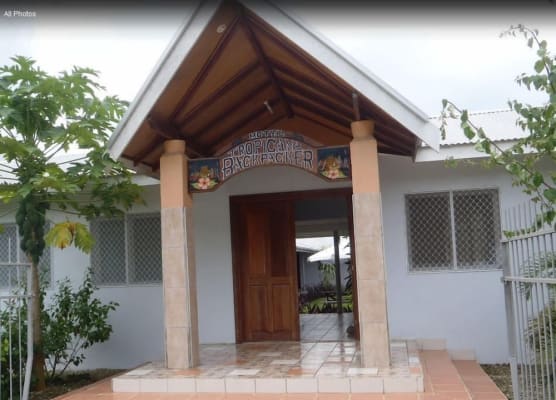 Tropicana Motel & Backpackers 1