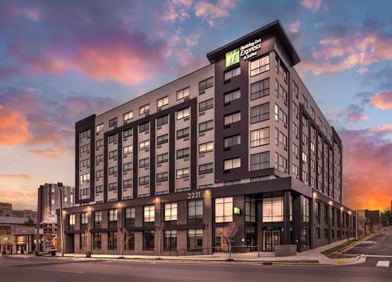 Holiday Inn Express & Suites Nashville West End - Univ Area by IHG 1