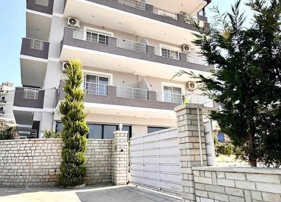 Golden Berden Boutique Apart-Hotel 1
