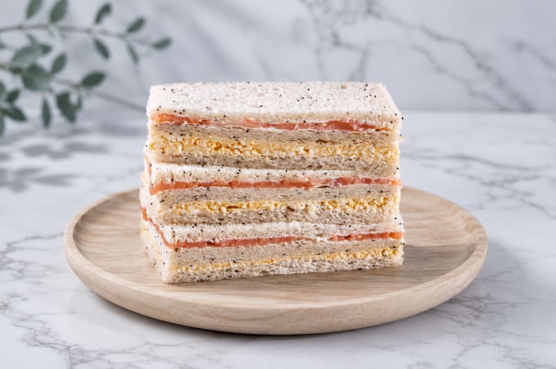 Sabor Salmón y huevo — sándwich de miga Olsen
